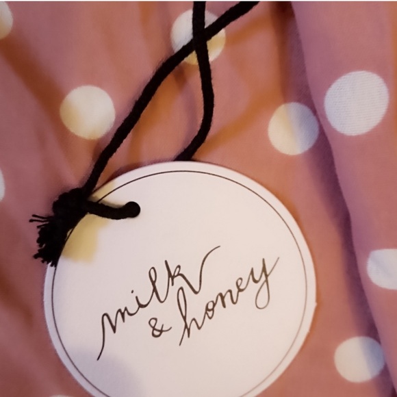 Elegant Ruffle Sleeve Polka Dot Blouse - Mauve - Picture 6 of 6